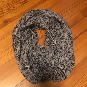 black and white scarf